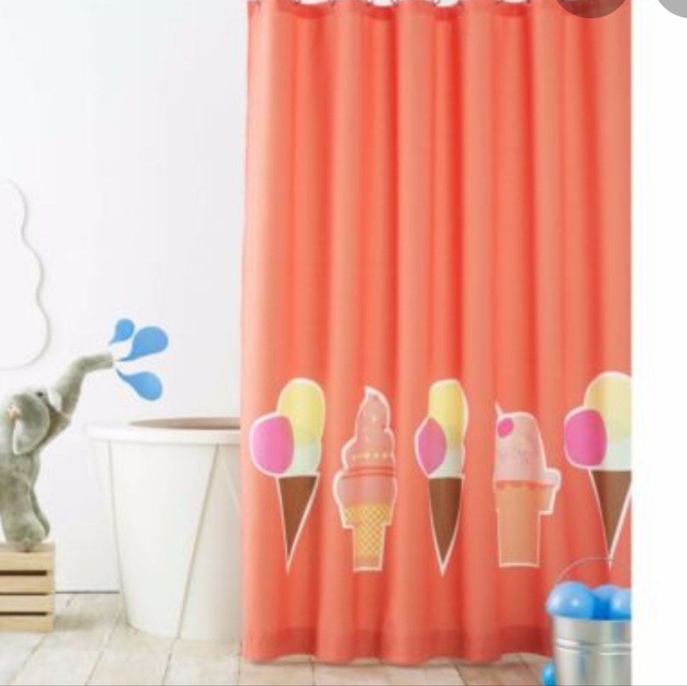 Shower curtain🍦